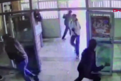 Ataque deixa 16 feridos em escola na Turquia