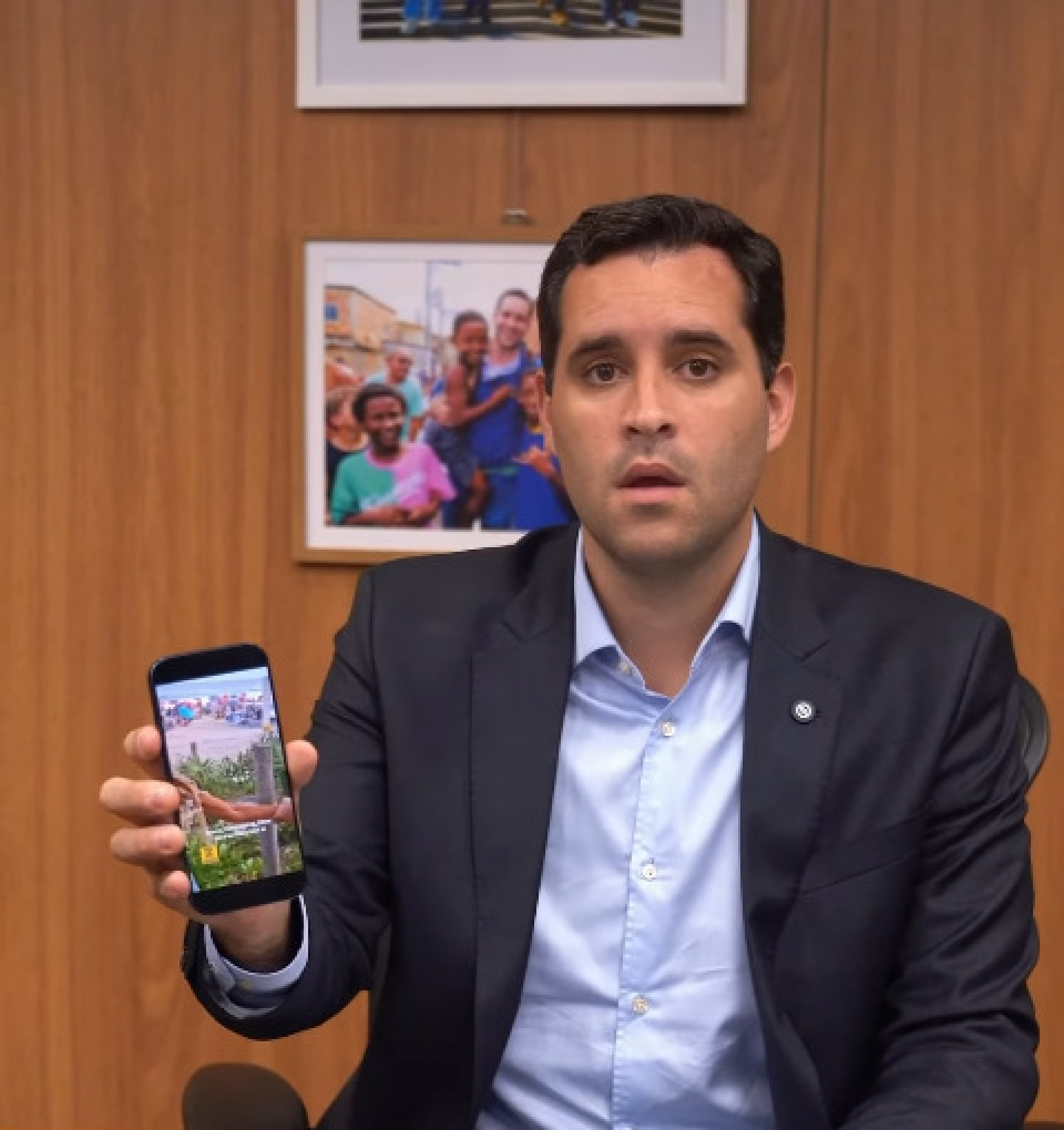 Prefeito se manifestou em suas redes sociais, demostrando apoio a vendedora - Reprodução / Redes sociais