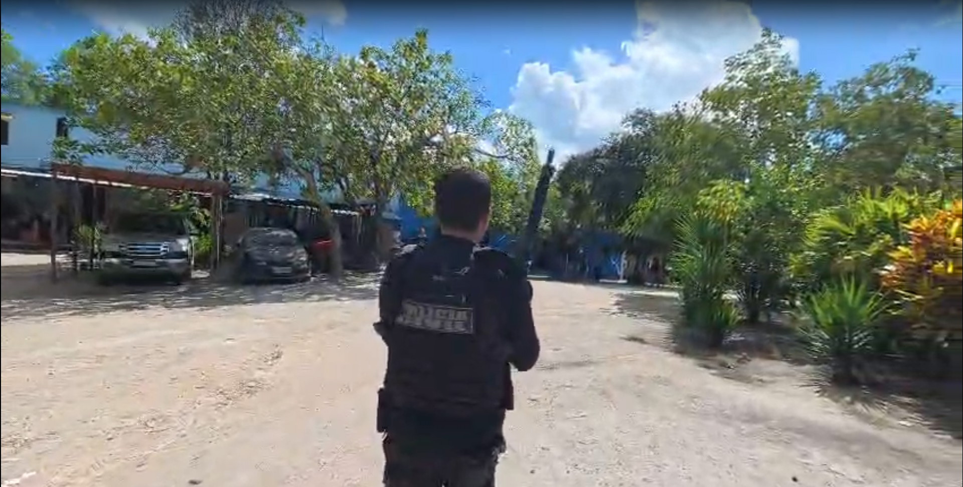 Polícia Civil e Prefeitura de São Gonçalo encontram abrigos clandestinos para idosos - Reprodução