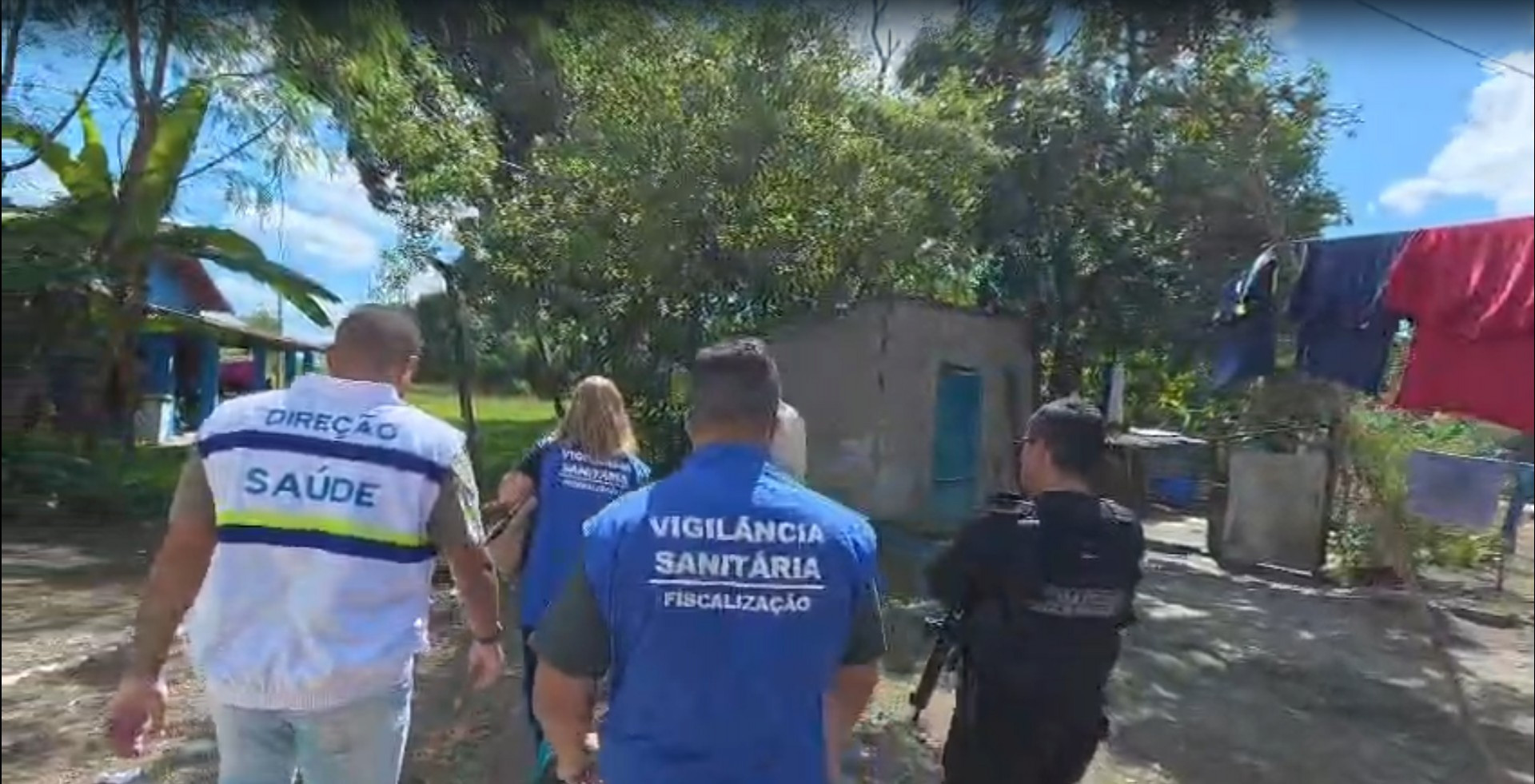 Polícia Civil e Prefeitura de São Gonçalo encontram abrigos clandestinos para idosos - Reprodução