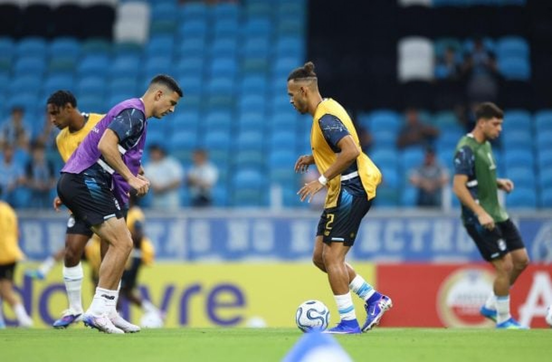 Braithwaite faz segundo jogo como titular no Gr&ecirc;mio ap&oacute;s les&atilde;o