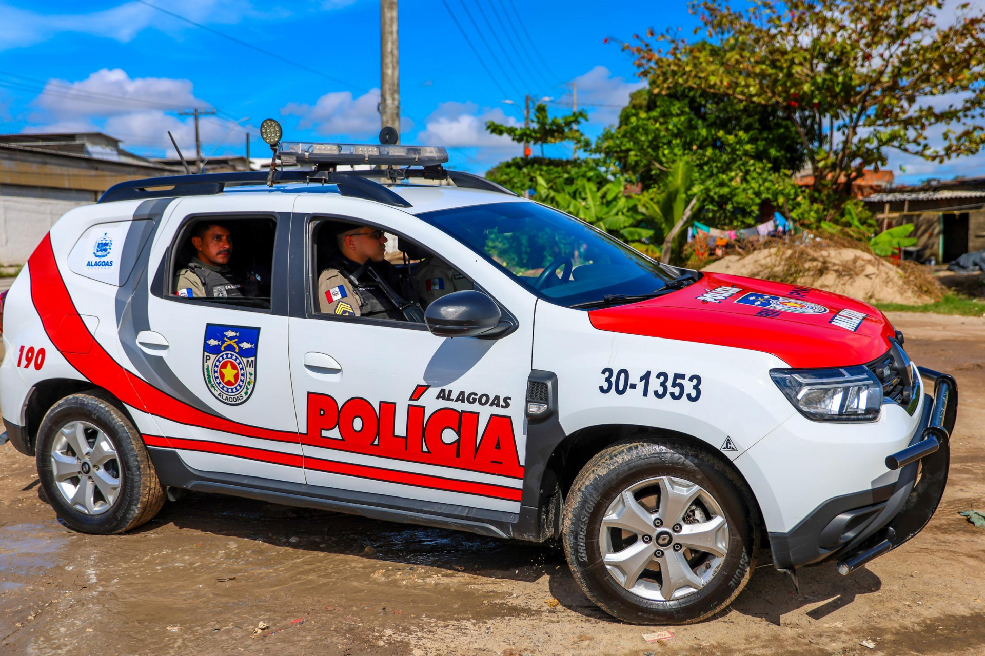 Recreador de festas é preso por exploração sexual infantil em Maceió