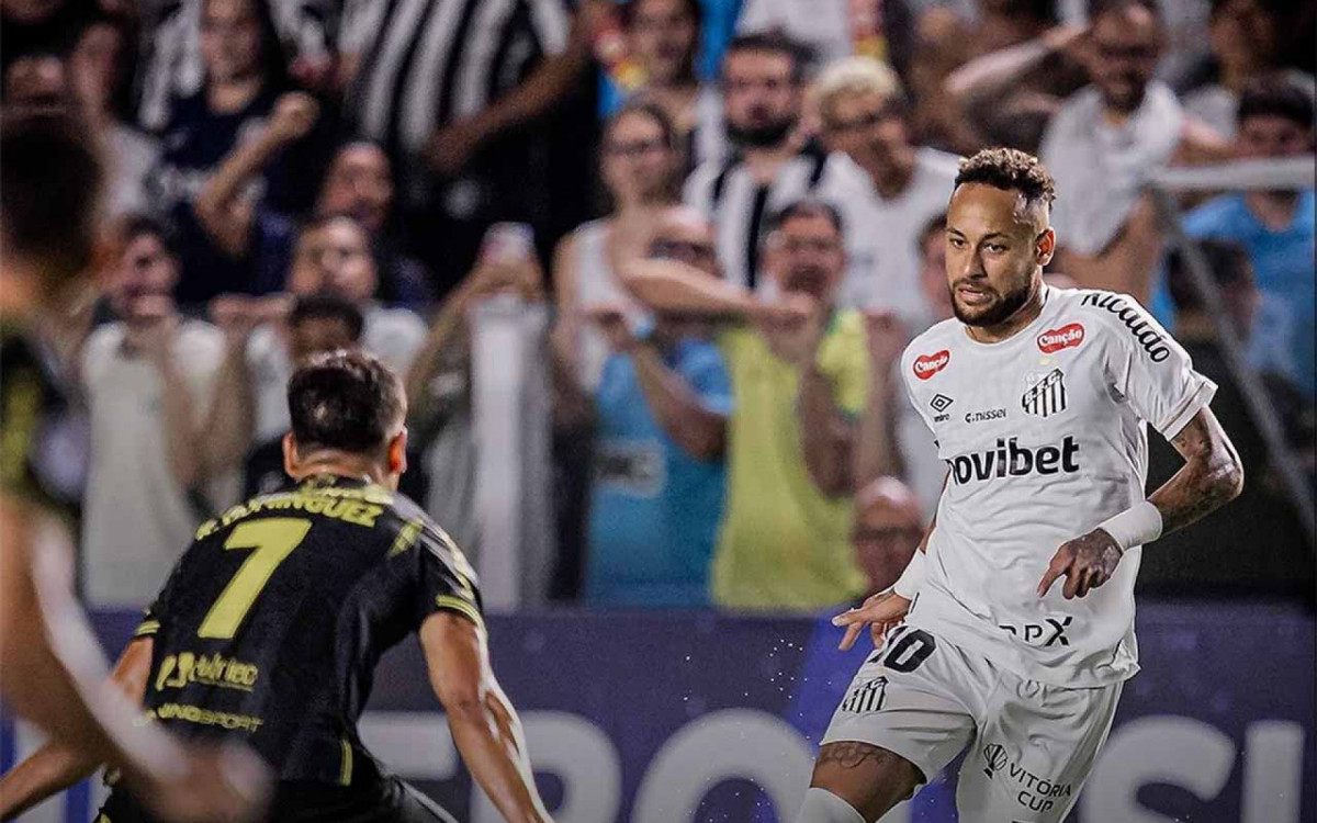 Cuca v&ecirc; “resultado feio” do Santos e defende Neymar e Gabigol