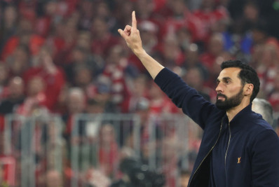 Arbeloa culpa juiz por eliminação na Liga dos Campeões: 'Estragou o jogo'