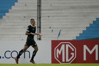 Danilo cita dedicação e foco do Botafogo em vitória: 'Todos correram do começo ao fim'