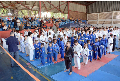 Barra Mansa terá agenda esportiva com basquete e etapa regional de jiu-jitsu neste domingo