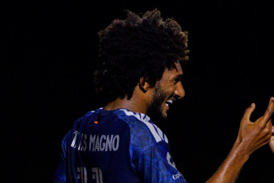 Ex-Vasco brilha nos Estados Unidos com primeiro hat-trick da carreira