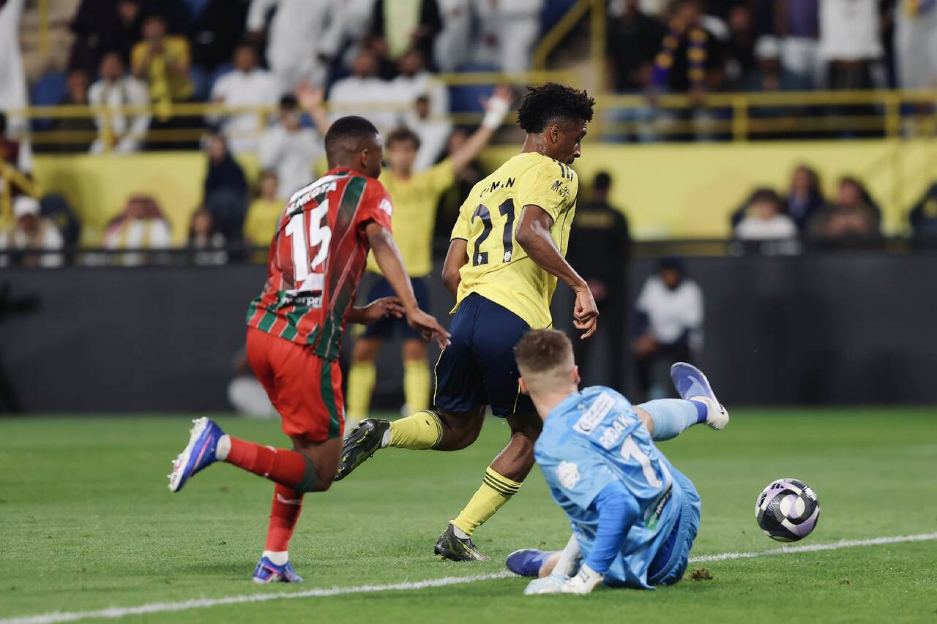 Al-Nassr vence e fica mais perto do t&iacute;tulo do Campeonato Saudita