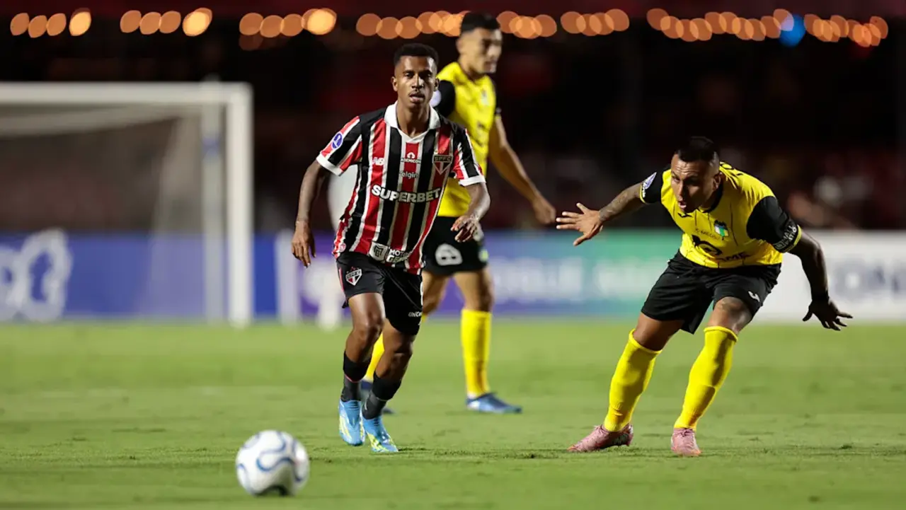 Marcos Ant&ocirc;nio tem les&atilde;o e pode voltar ao S&atilde;o Paulo s&oacute; depois da Copa