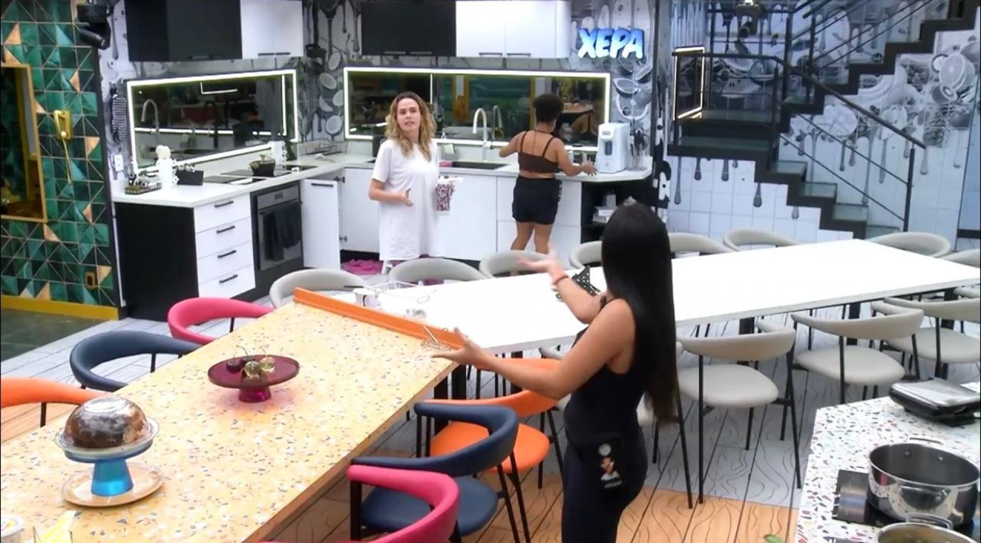 'BBB 26': Emparedadas, Ana Paula e Jordana discutem: 'Caio atirando'
