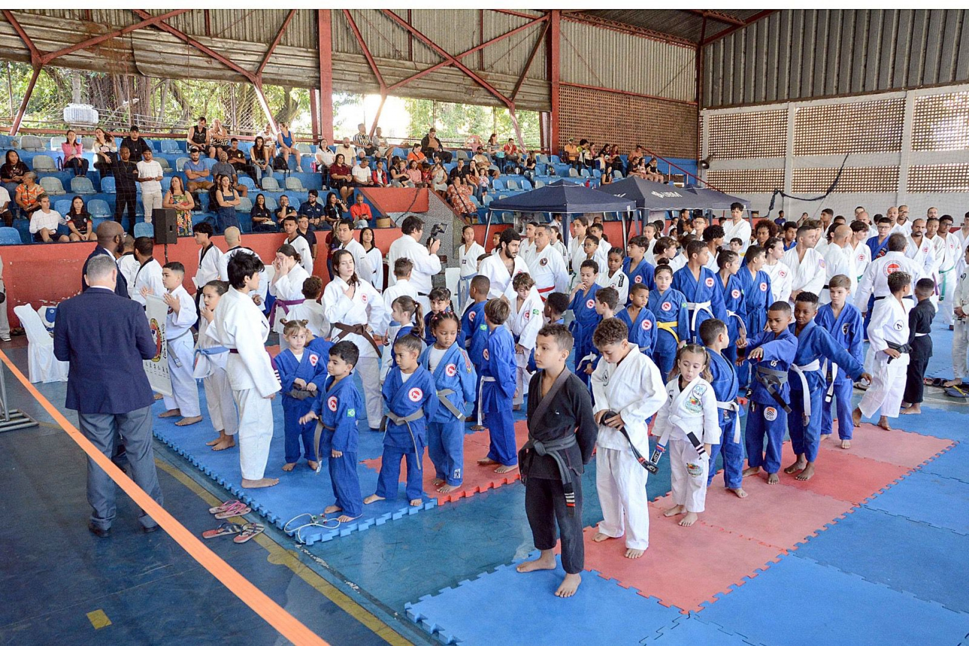 Barra Mansa terá agenda esportiva com basquete e etapa regional de jiu-jitsu neste domingo