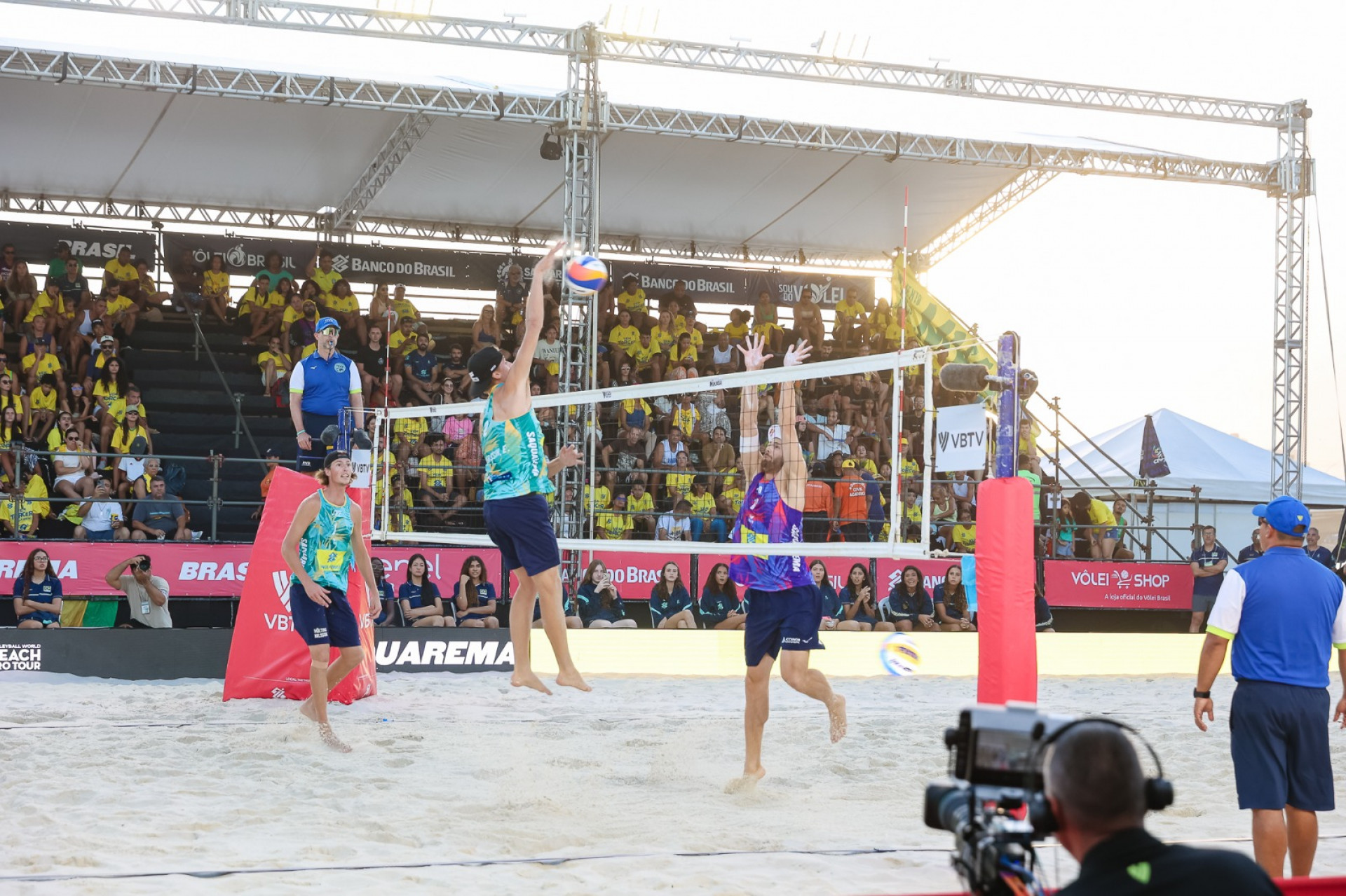 Saquarema sedia etapas dos circuitos Mundial e Brasileiro de Vôlei de Praia