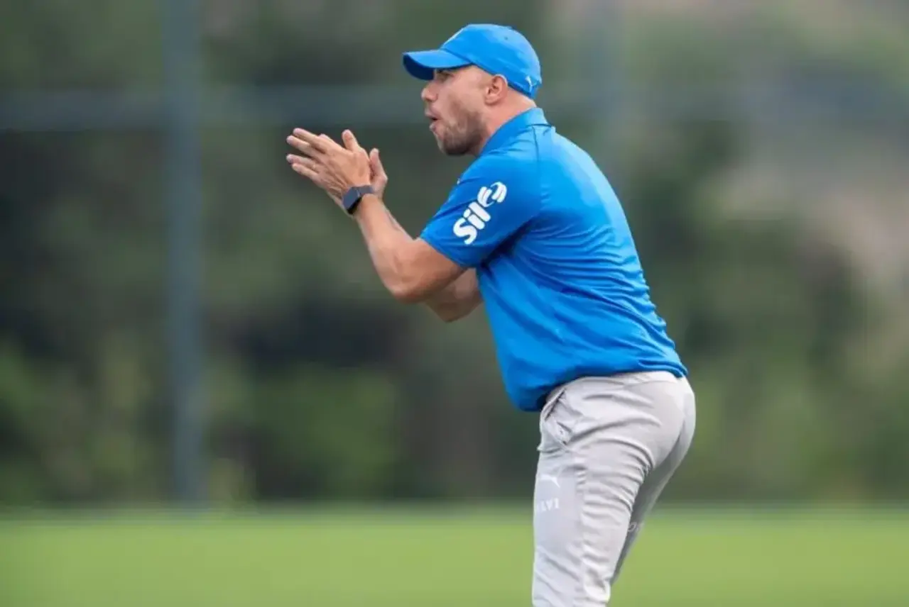 Com hat-trick de joia, Palmeiras goleia o Bahia no Brasileiro Sub-20