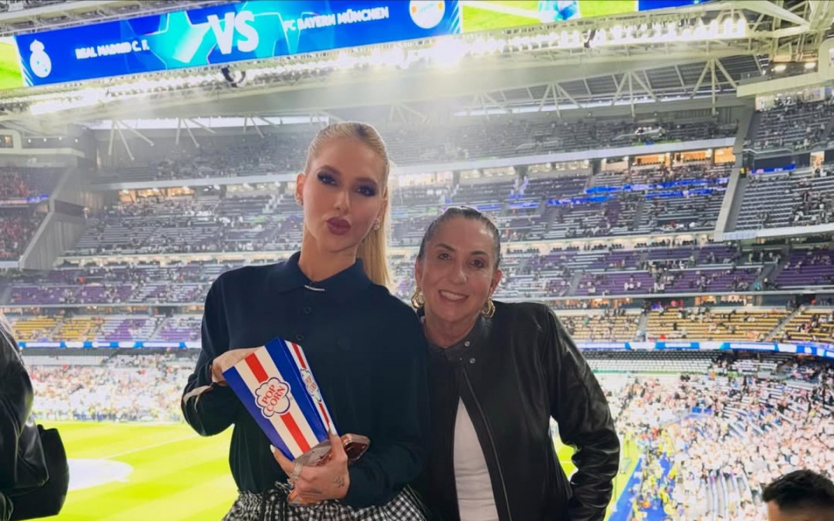 Virginia Fonseca e a m&atilde;e Margareth Serr&atilde;o