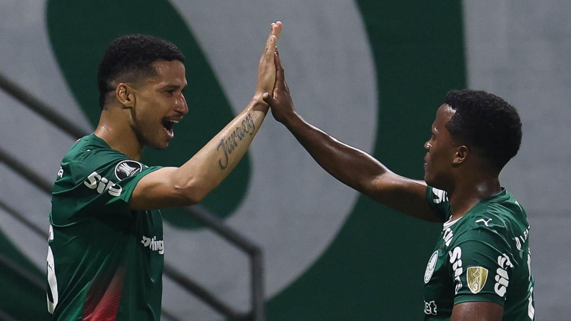 Palmeiras sofre, mas vence o Sporting Cristal e assume ponta na Libertadores
