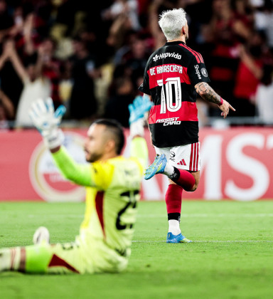 Flamengo goleia Independiente Medellín e mantém 100% na Libertadores