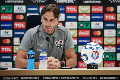 Zubeldía analisa derrota do Fluminense e vê gols do adversário em 'jogadas pontuais'