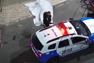 Adolescente é morto a tiros em Duque de Caxias