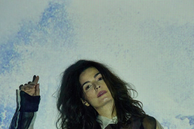 Emanuelle Araujo concilia trabalho em 'A Nobreza do Amor' e na música: 'Exige Muito'