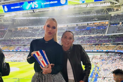 Mãe de Virginia exibe resultado da barriga depois de cirurgia plástica