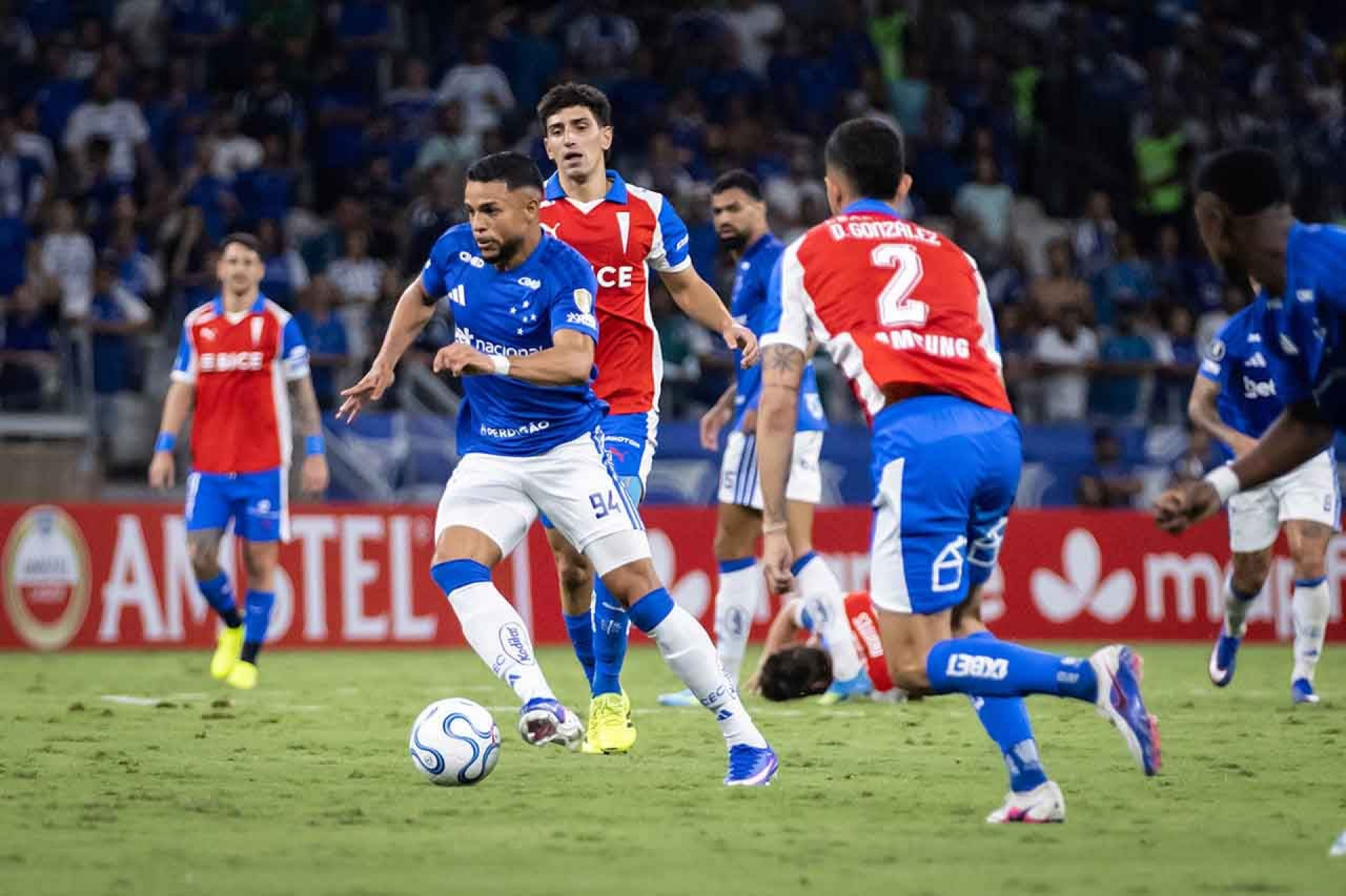 Lucas Silva comenta derrota do Cruzeiro e cita ansiedade como problema
