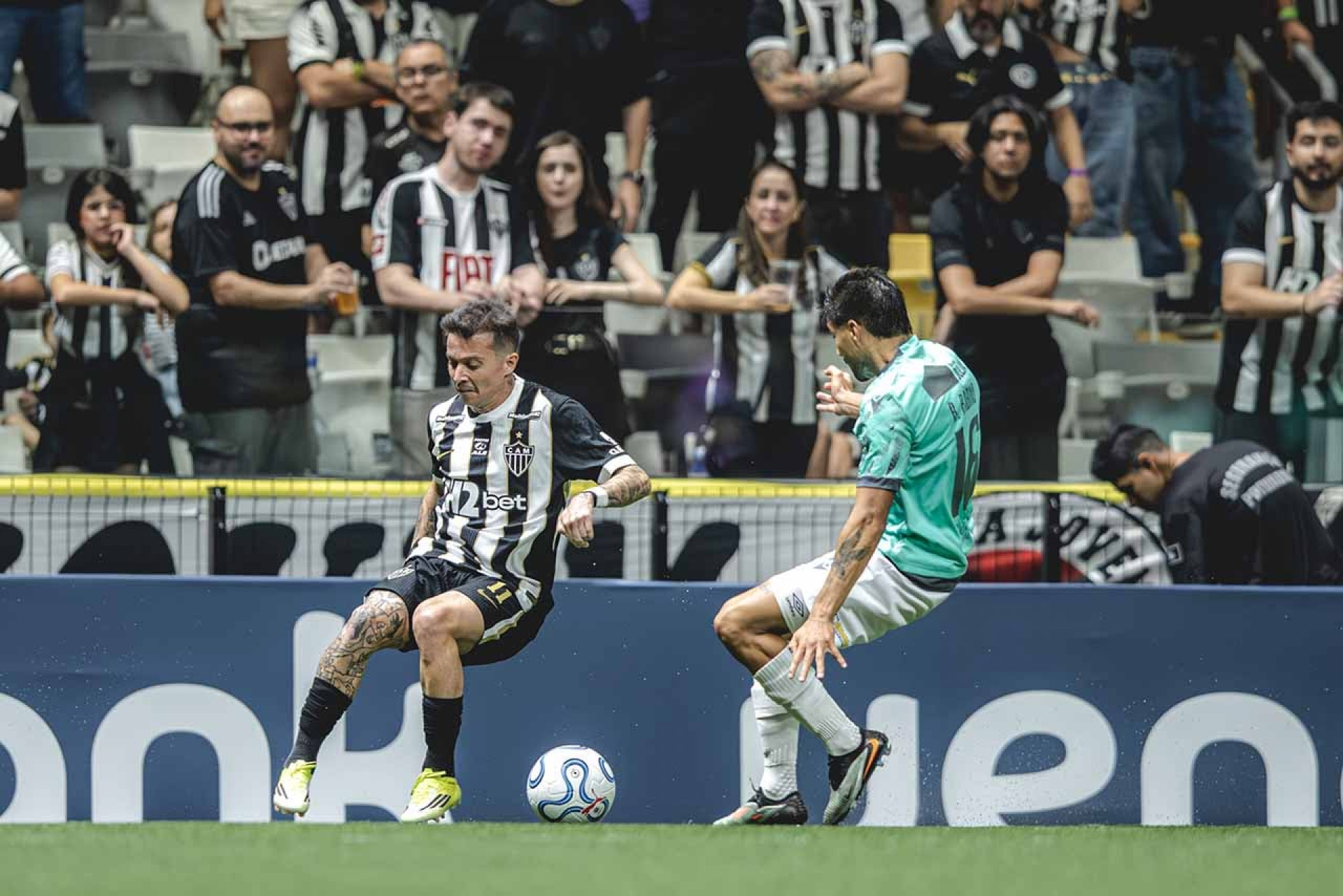 Atl&eacute;tico marca no fim, bate Juventud e vence a primeira na Sul-Americana