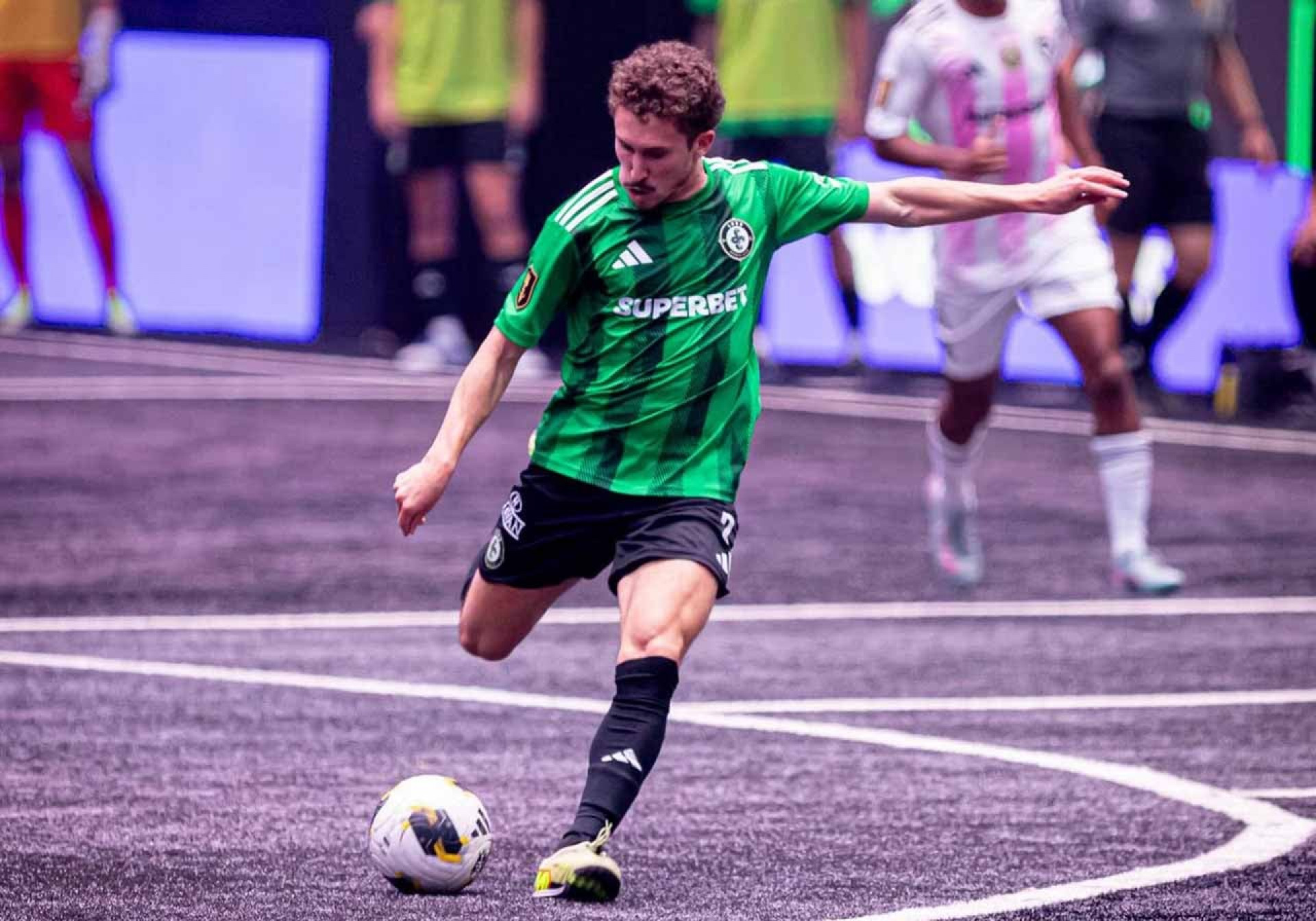 Viana exalta Loud ap&oacute;s segunda vit&oacute;ria na Kings League: ”Competir pelo t&iacute;tulo”