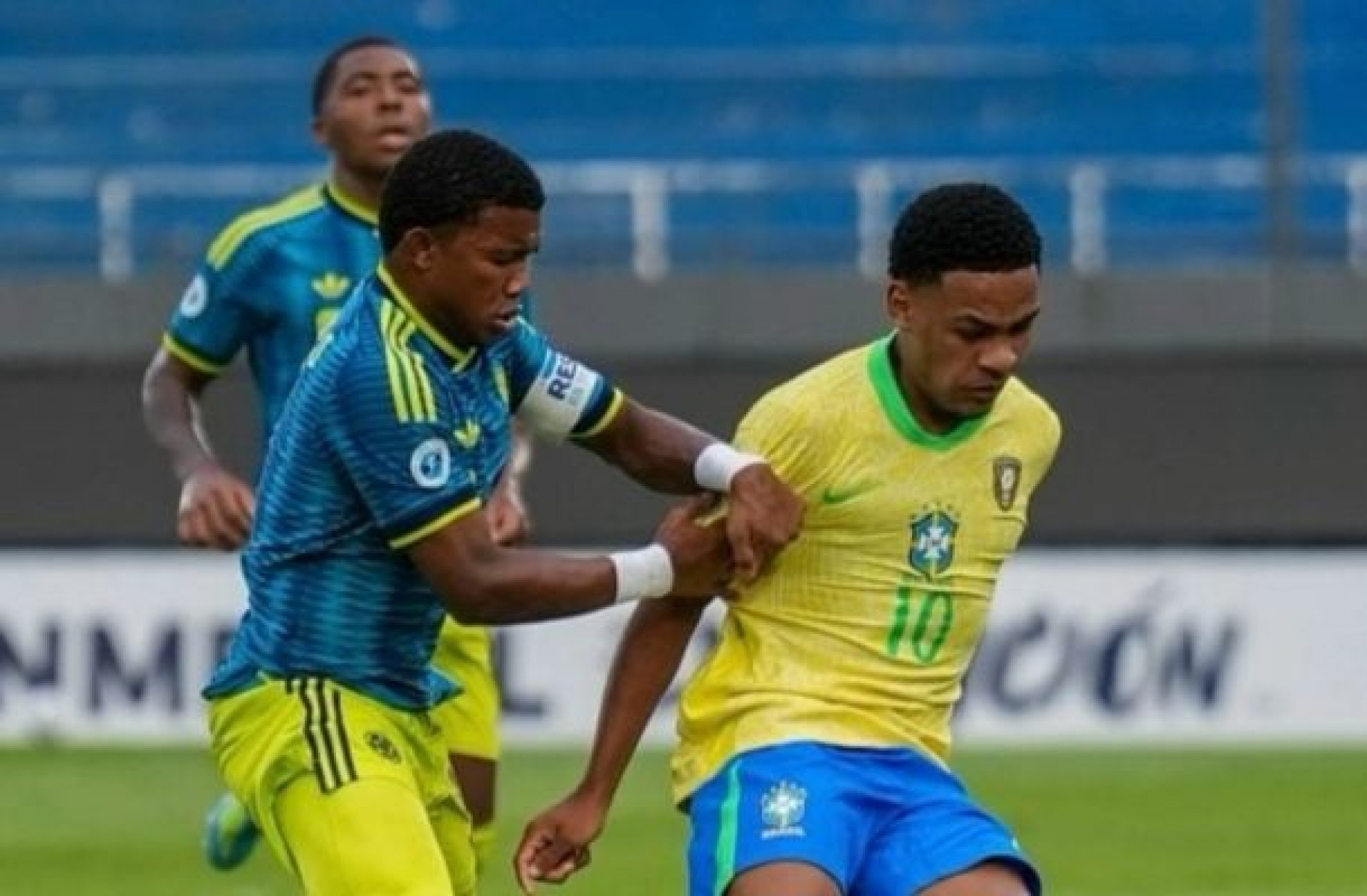 Col&ocirc;mbia vence o Brasil e avan&ccedil;a &agrave; final do Sul-Americano Sub-17