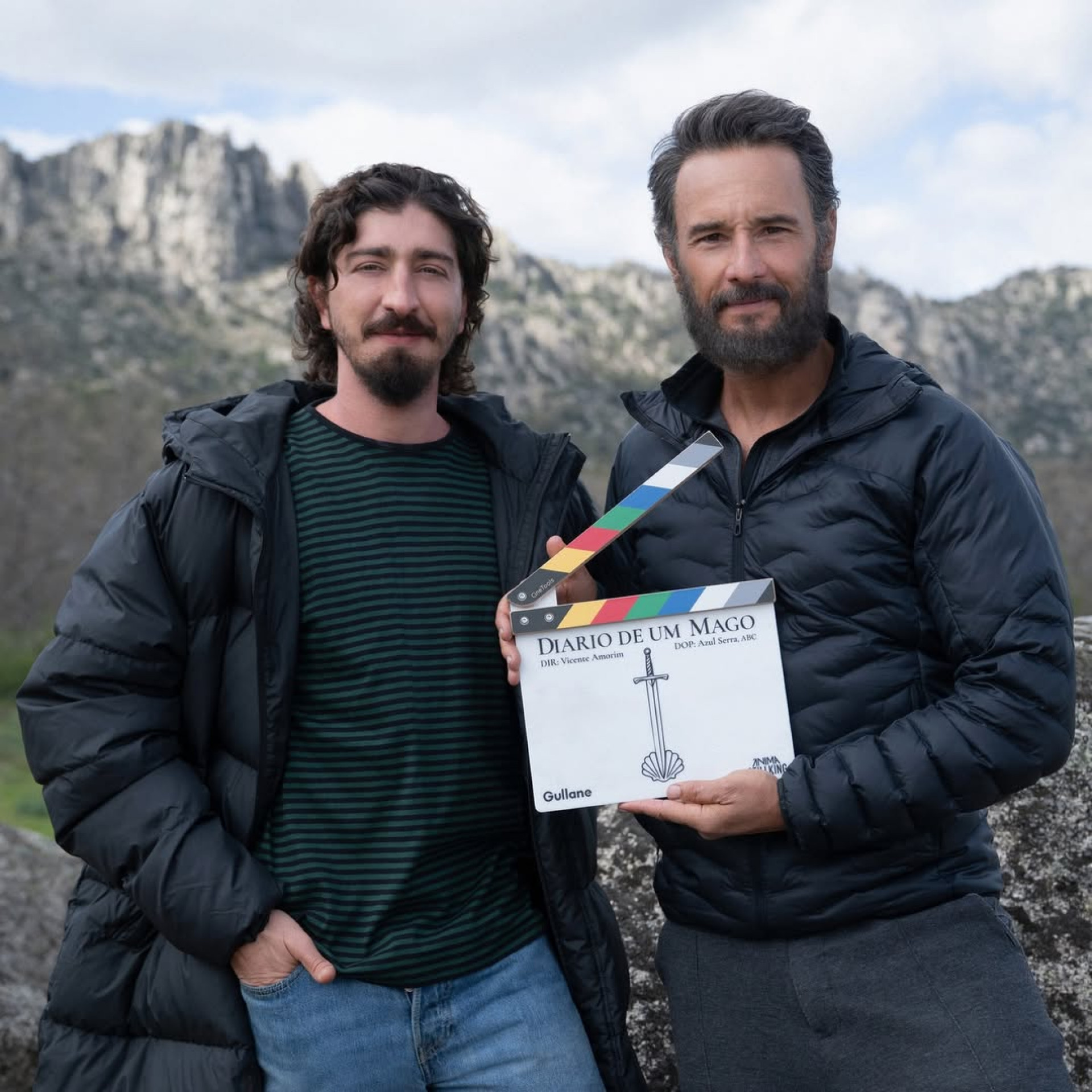 Rodrigo Santoro e Johnny Massaro vão estrelar adaptação da Netflix
