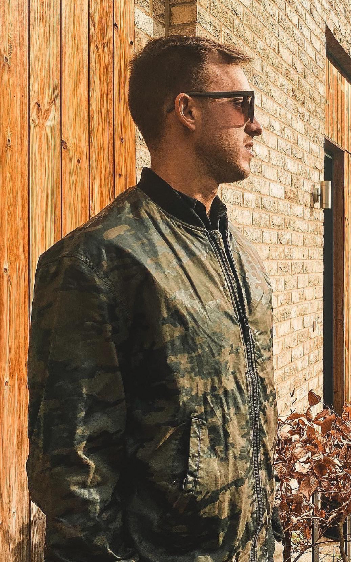 Igor Aguiar ostentava viagens internacionais nas redes sociais - Rede Social