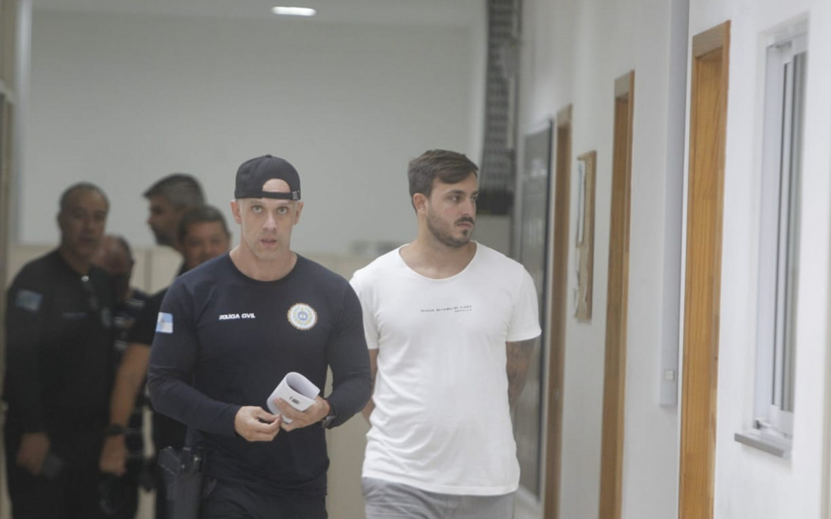 Igor Aguiar foi preso em Icara&iacute;, em Niter&oacute;i, e levado &agrave; Cidade da Pol&iacute;cia