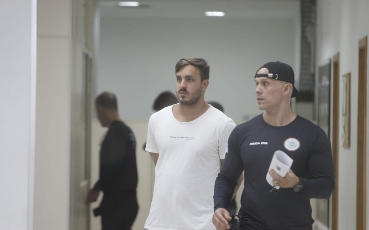Igor Aguiar foi preso em Icara&iacute;, em Niter&oacute;i, e levado &agrave; Cidade da Pol&iacute;cia