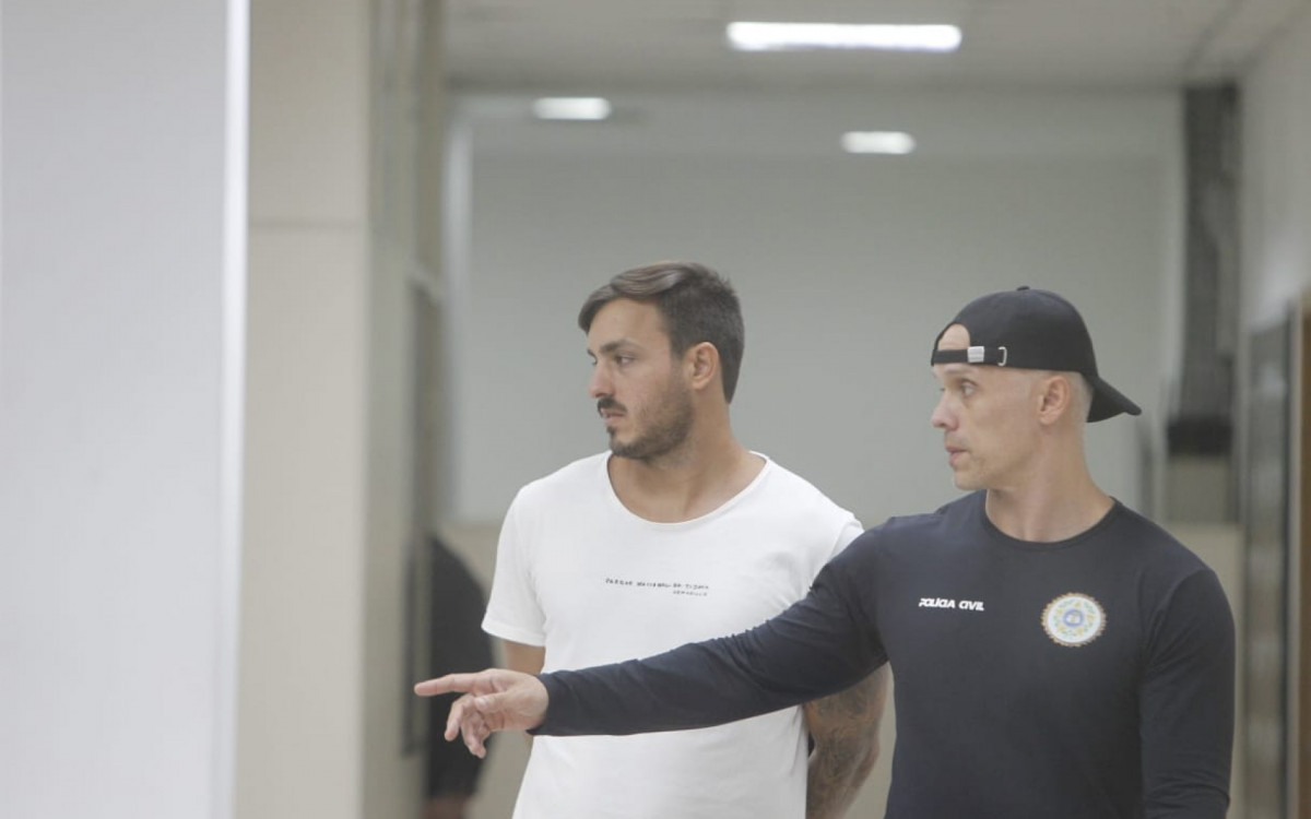 Igor Aguiar foi preso em Icara&iacute;, em Niter&oacute;i, e levado &agrave; Cidade da Pol&iacute;cia