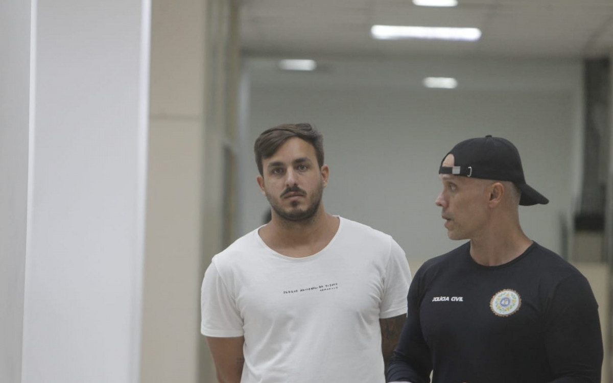 Igor Aguiar foi preso em Icara&iacute;, em Niter&oacute;i, e levado &agrave; Cidade da Pol&iacute;cia