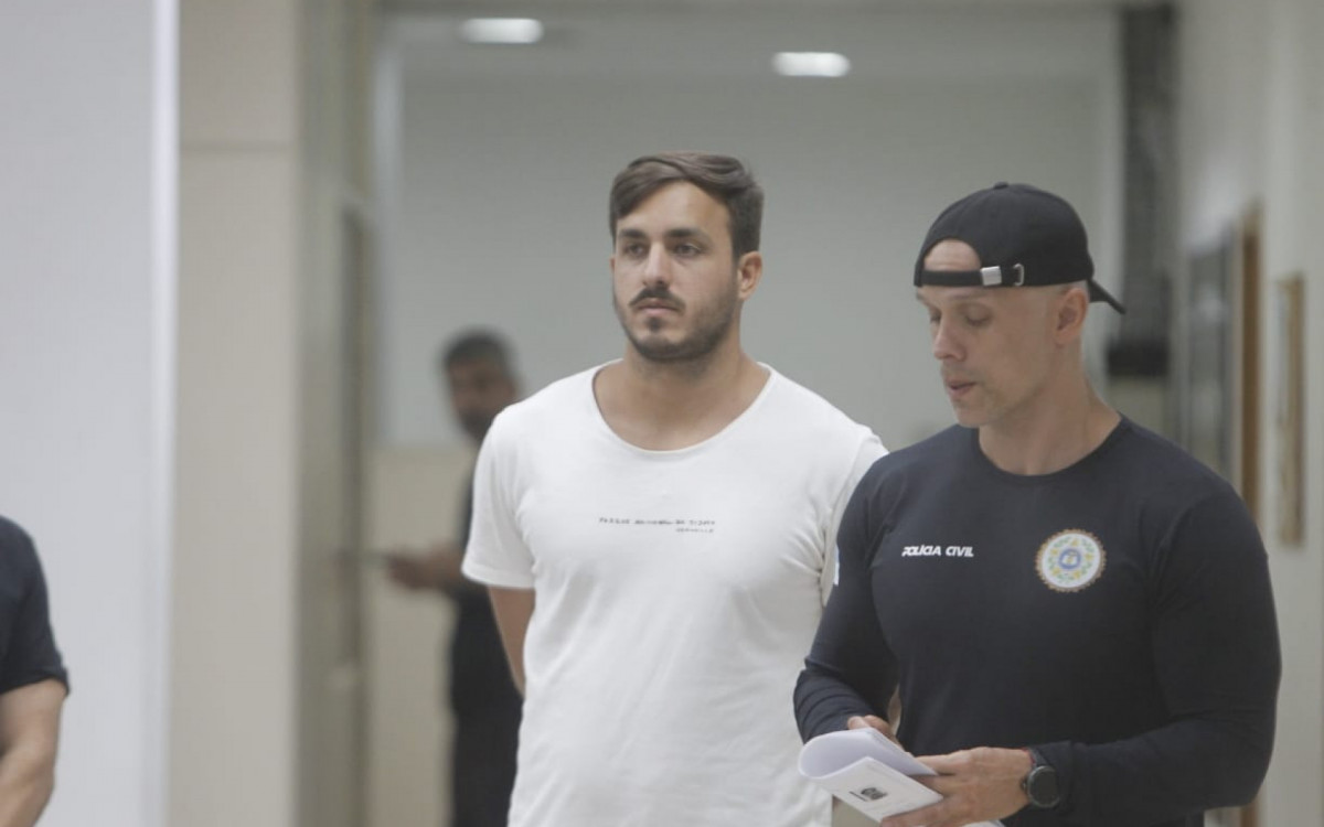 Igor Aguiar foi preso em Icara&iacute;, em Niter&oacute;i, e levado &agrave; Cidade da Pol&iacute;cia