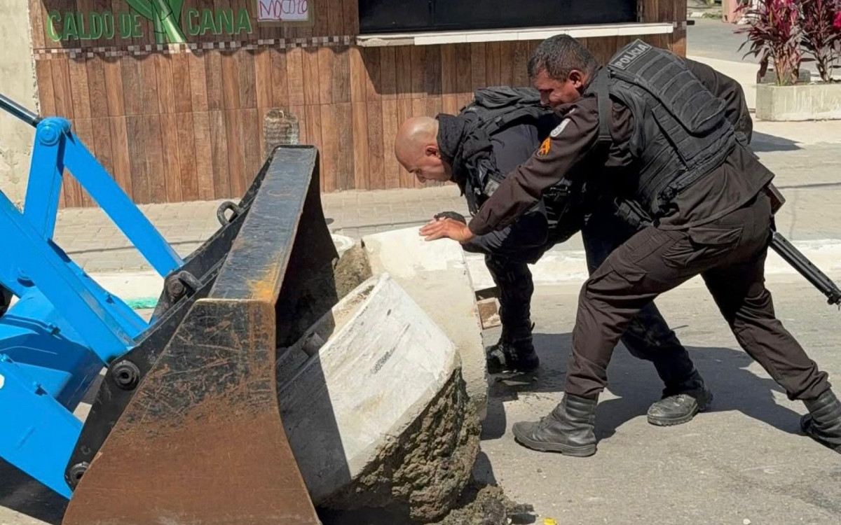 Prefeito de Duque de Caxias faz balan&ccedil;o dos 15 meses de gest&atilde;o - Divulga&ccedil;&atilde;o