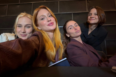 Marina Ruy Barbosa posta foto em leitura de roteiro de Tremembé