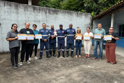 Capacitação salva-vidas chega às escolas e prepara profissionais para agir em emergências