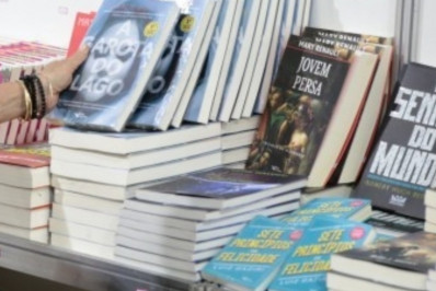 Governo municipal disponibiliza R$ 50 mil para escritores publicarem obras