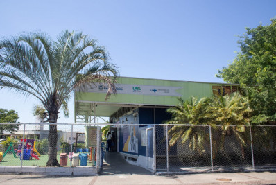 Criança de 2 anos morre em UPA na Ilha do Governador; gestora da unidade abre investigação