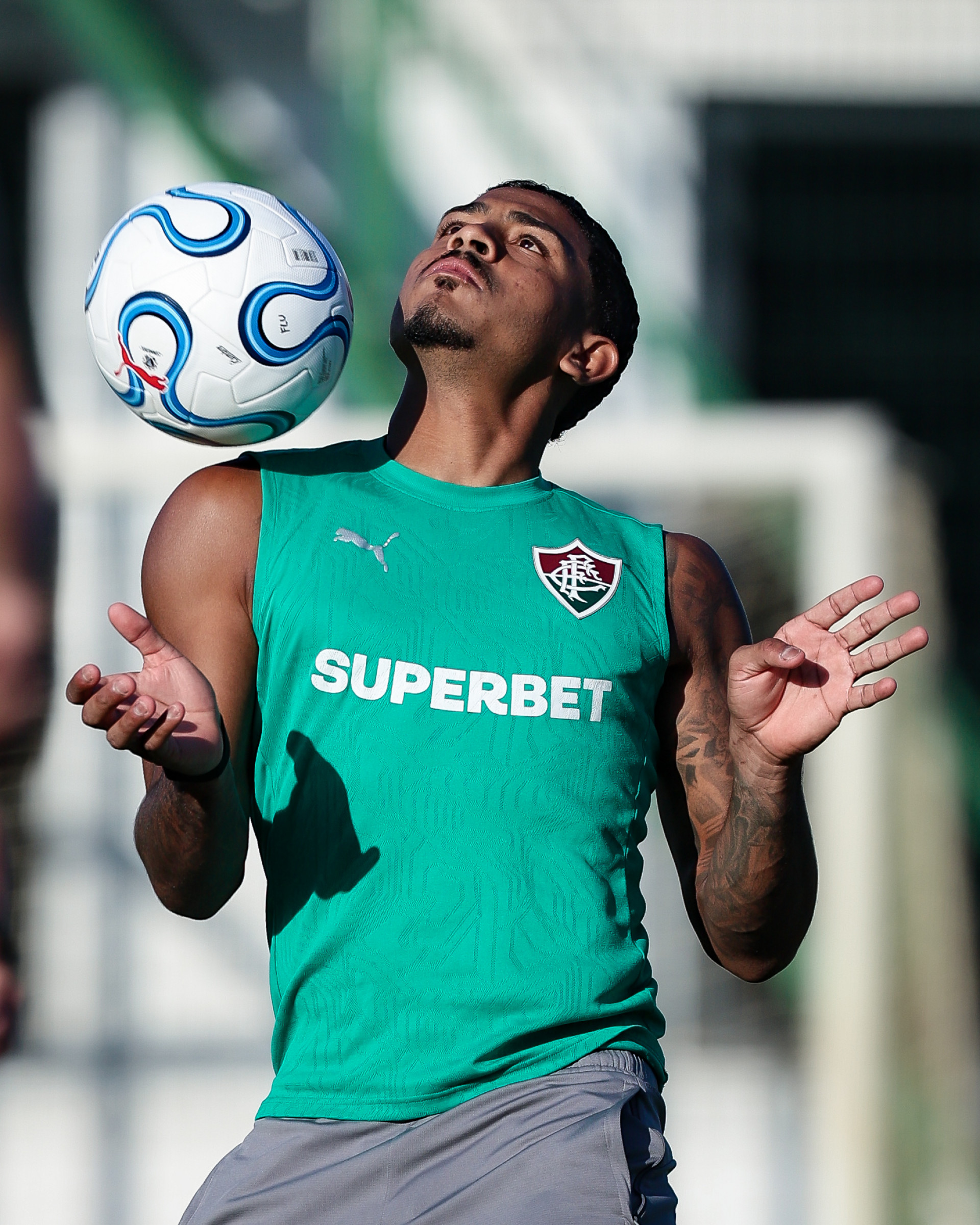 Jhon Kennedy é a esperança de gol do Fluzão em partida importante para \