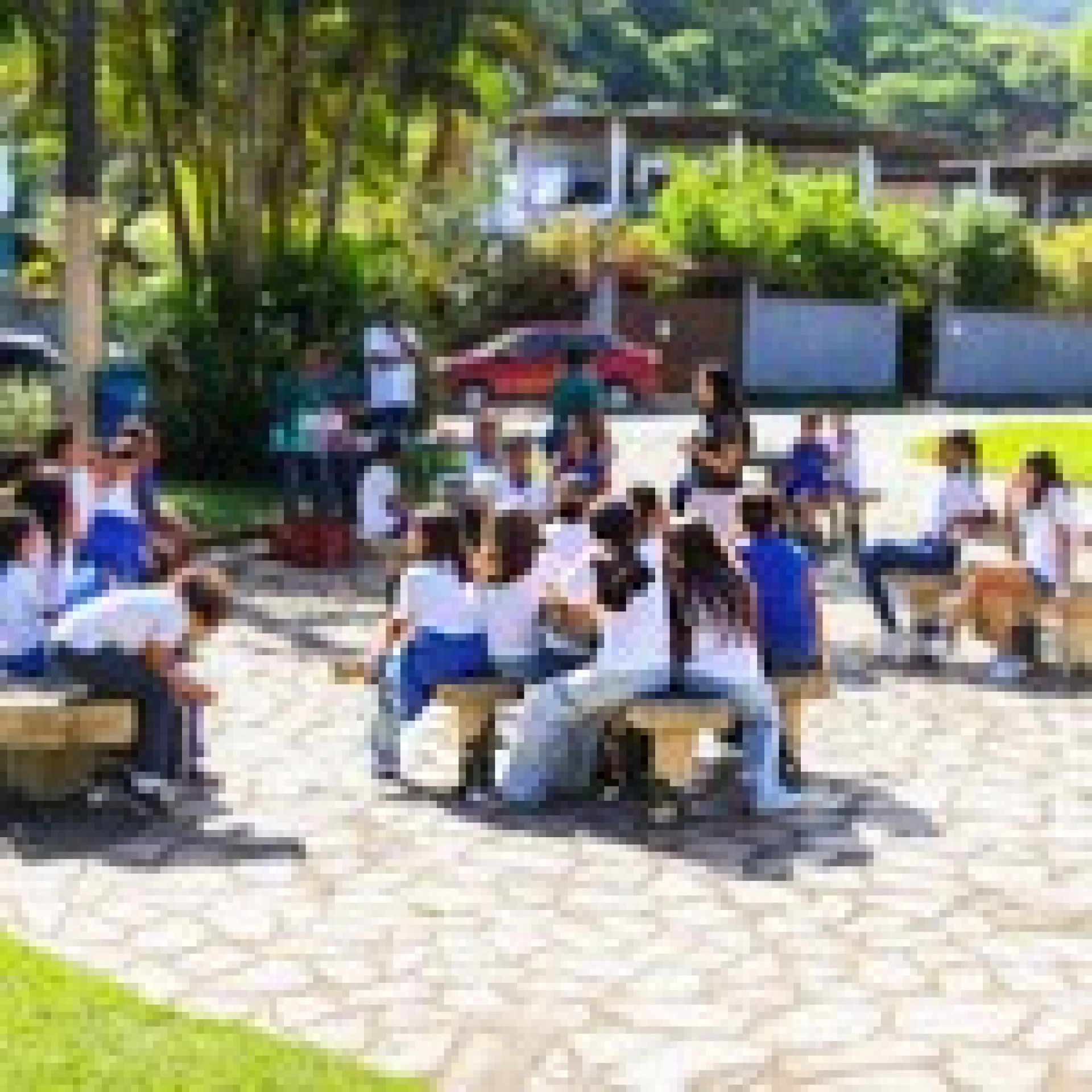 Programa de Educação Ambiental promove cidadania nas praças de Angra