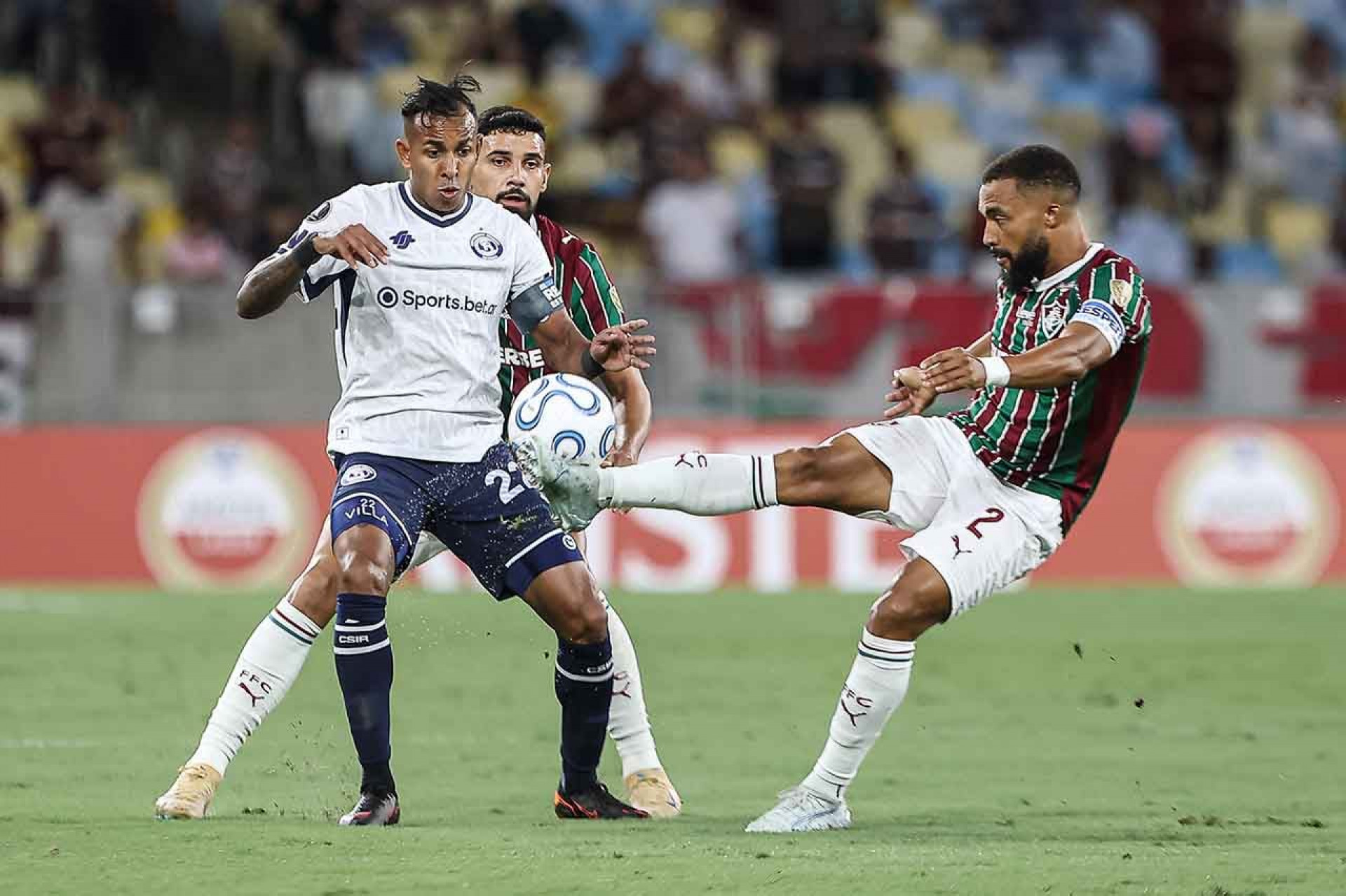 Ex-Fluminense, Felipe Melo detona atua&ccedil;&atilde;o da equipe em derrota na Libertadores