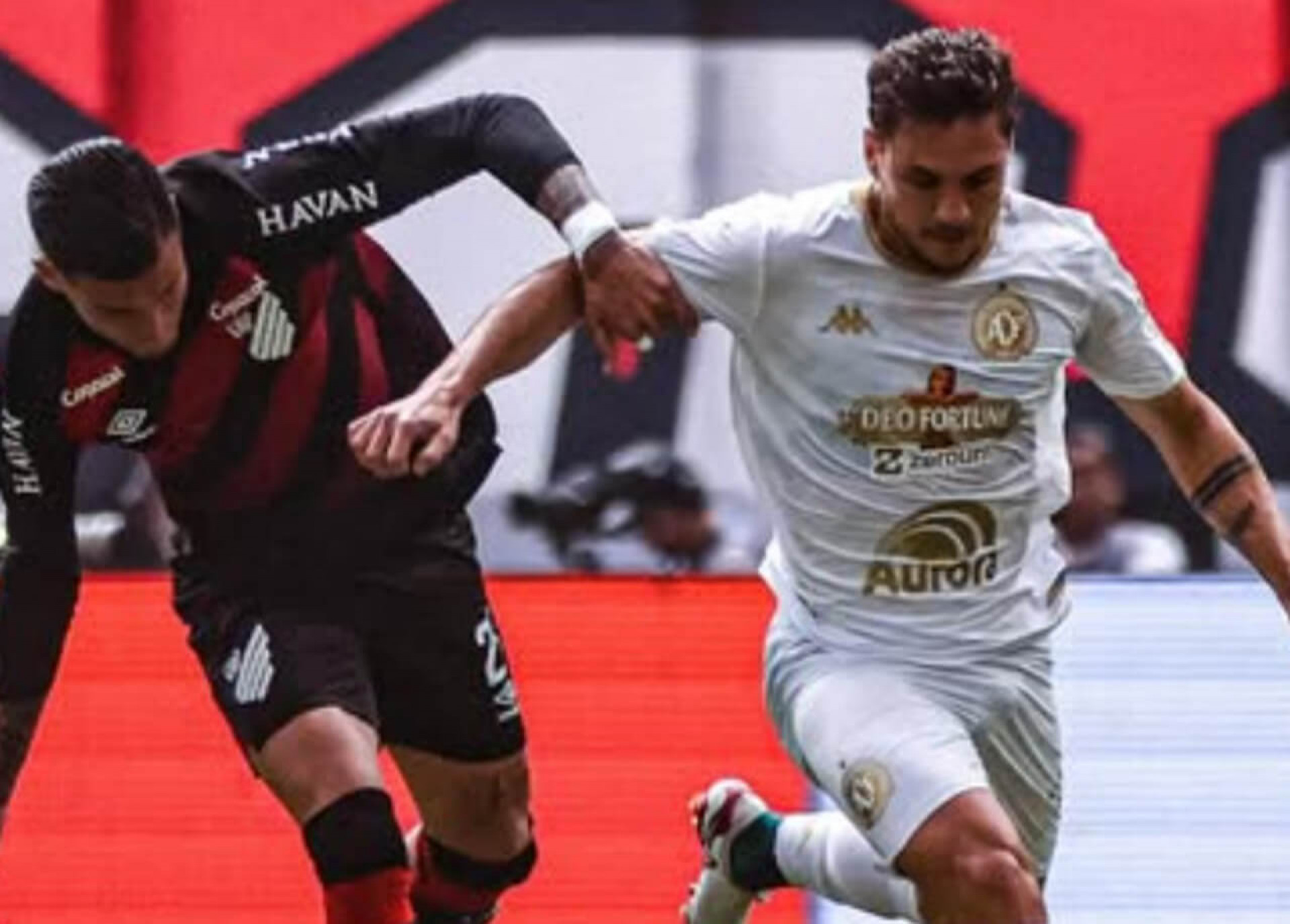 Chapecoense x Botafogo: onde assistir, escala&ccedil;&otilde;es e arbitragem