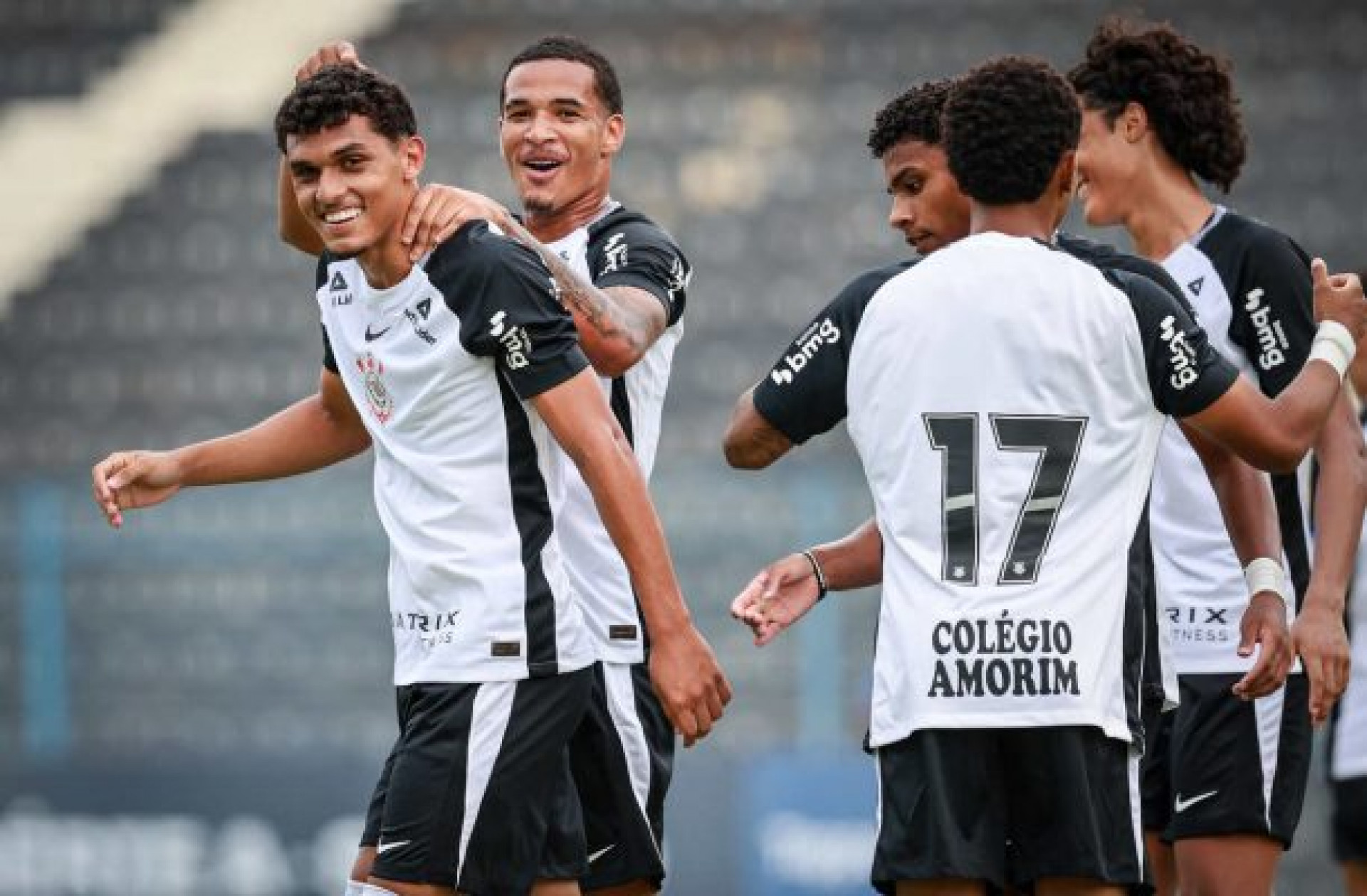 Em jogo morno, Corinthians e Santos empatam pelo Brasileir&atilde;o Sub-20