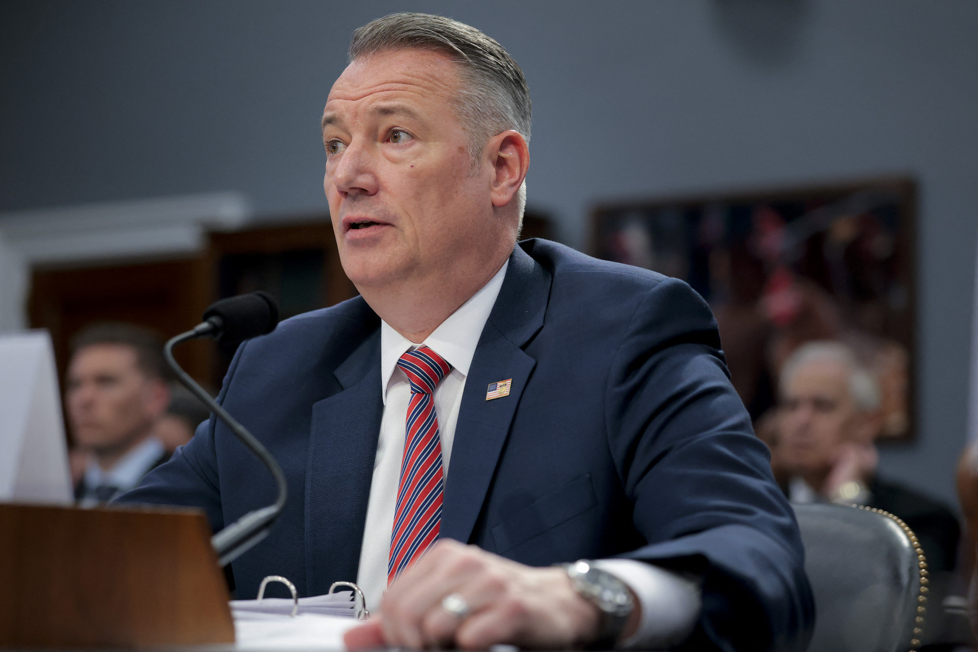 Diretor do ICE deixa cargo após 13 meses