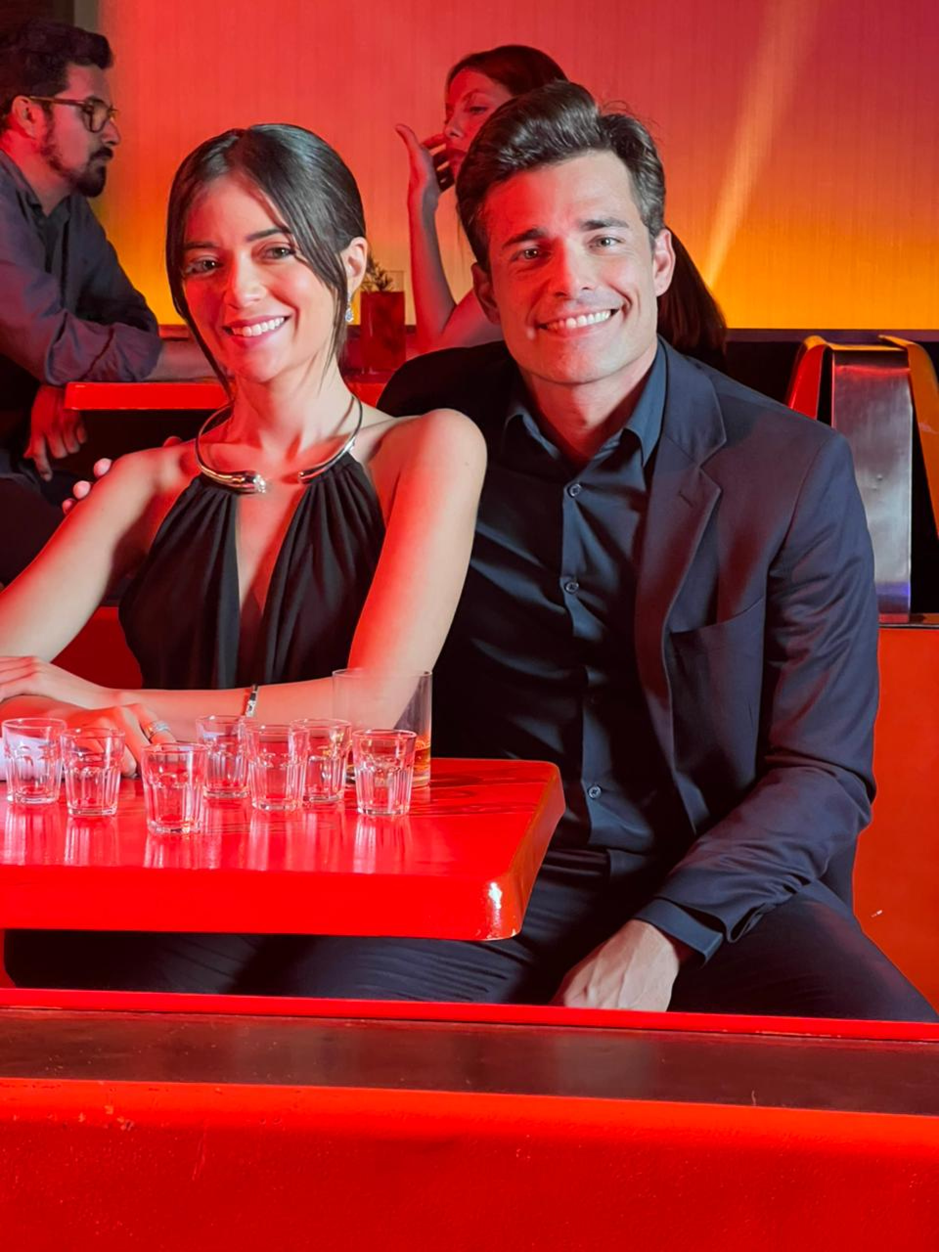 Atriz protagoniza de 'A Vida Dupla de uma Herdeira Bilion&aacute;ria' - Divulga&ccedil;&atilde;o