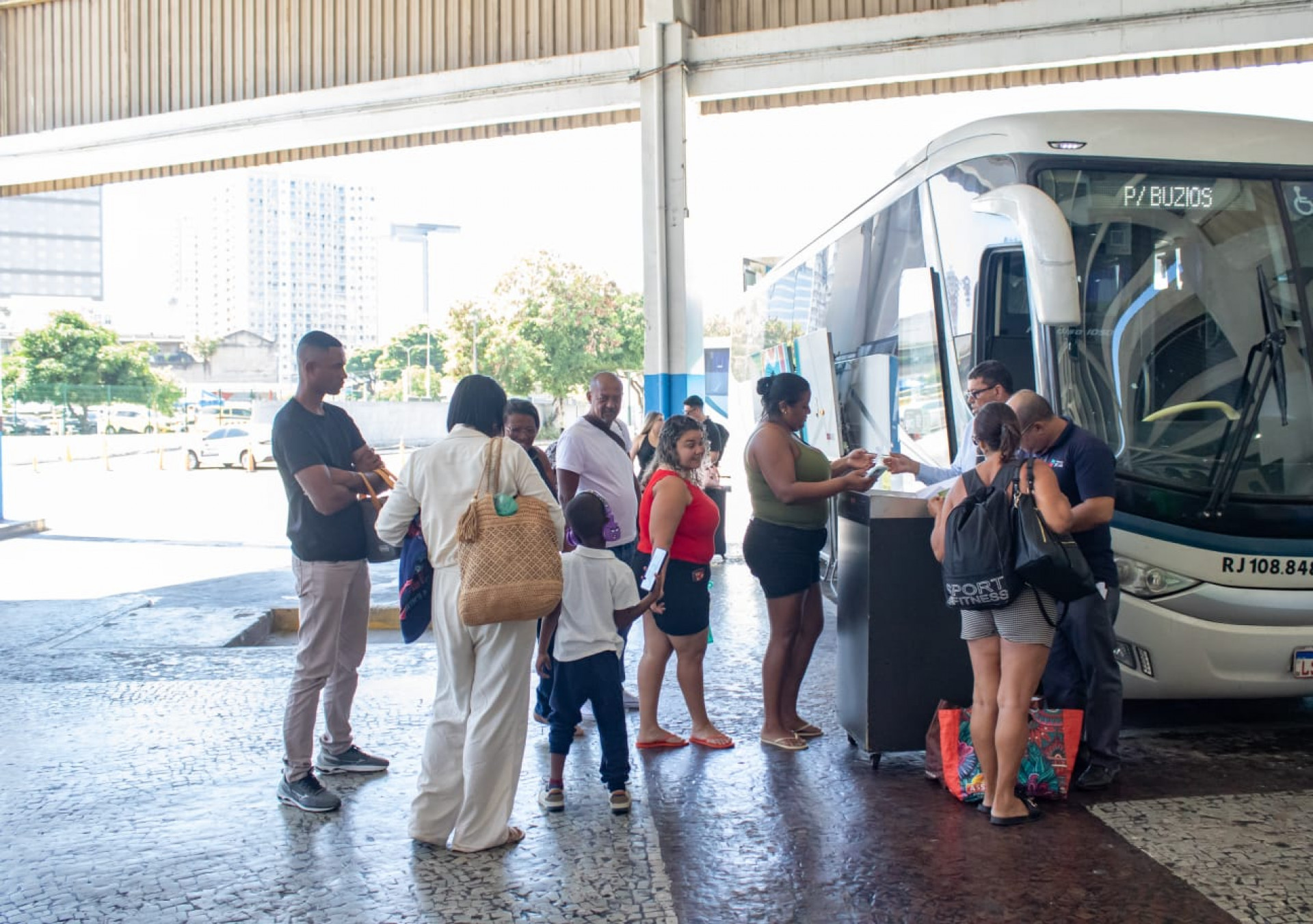 Mais de 350 mil passageiros devem passar pela rodoviária entre os dias 17 e 27 - Érica Martin / Agência O Dia