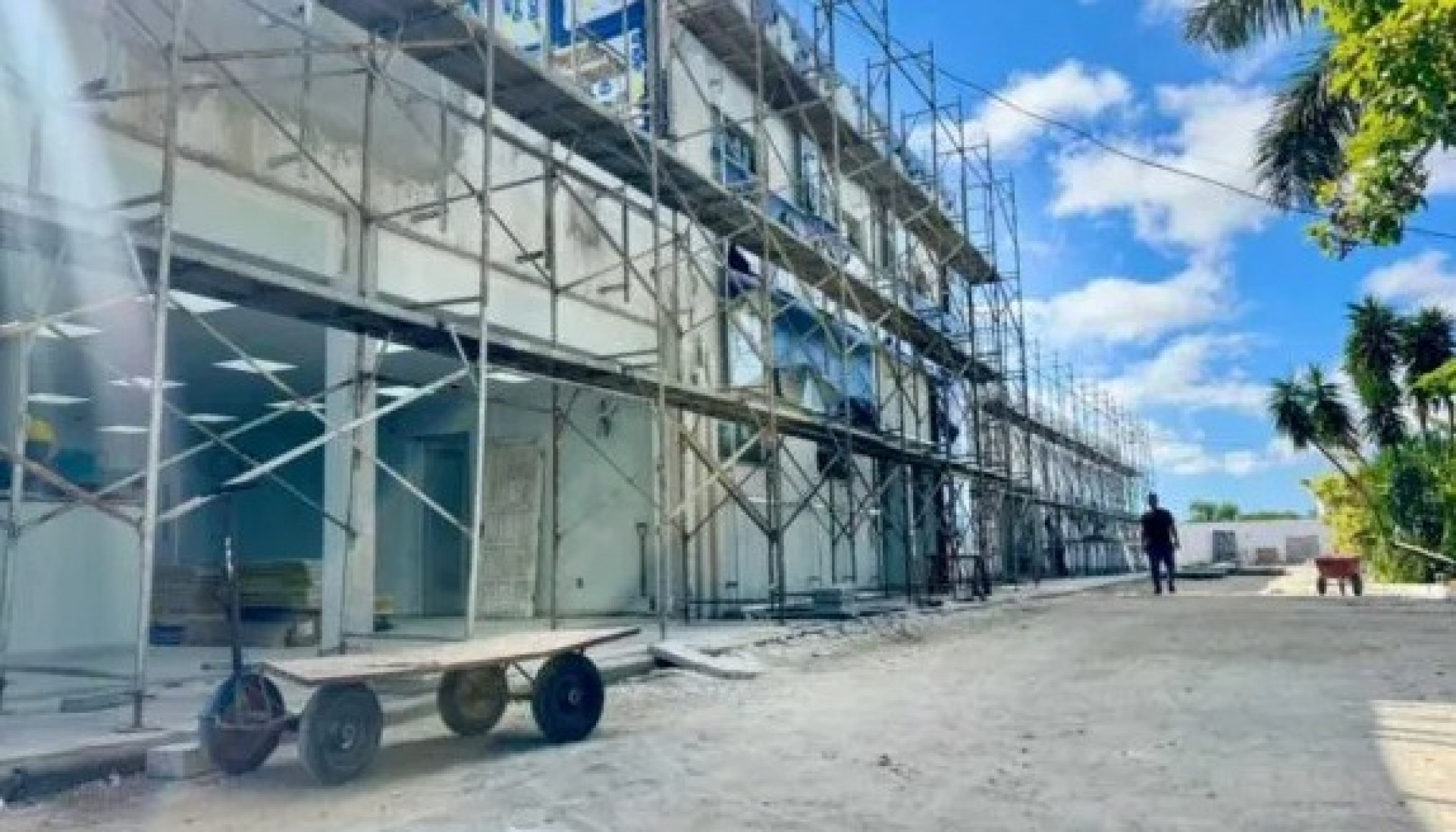 Estrutura começa a ganhar forma em nova fase da construção. - Reprodução/ Ascom