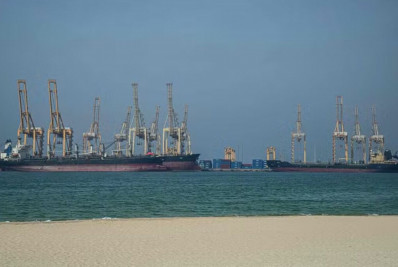 Irã anuncia fechamento do Estreito de Ormuz em resposta ao bloqueio de portos